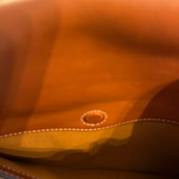 Coach Tabby Messenger excellent condition no hang tag included - Picture 6 of 6